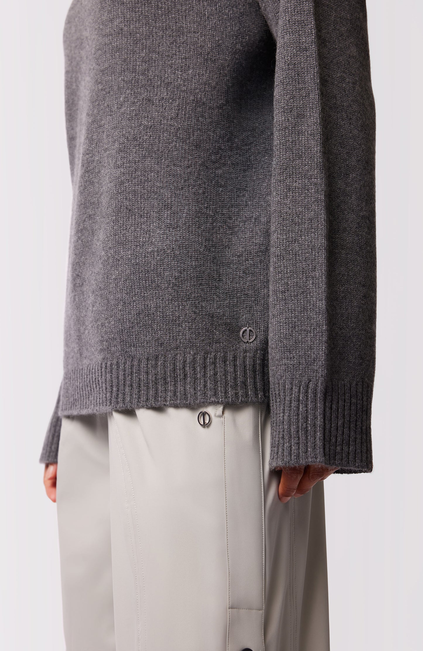 KENDAL CASHMERE PULLOVER HOODIE THUNDER