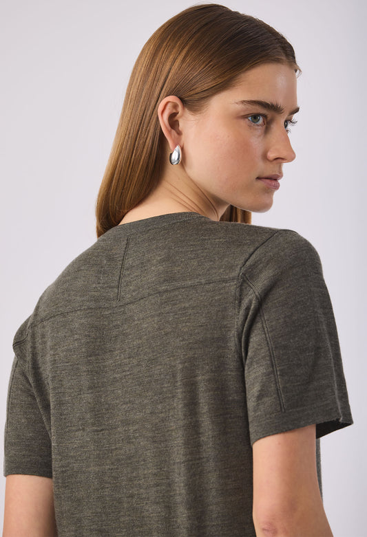 PHOEBE DEEP V S/S TEE ARMY