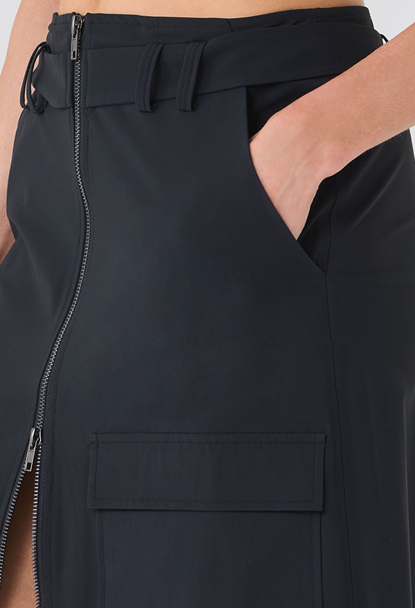 ROWAN CARGO MIDI SKIRT BLACK