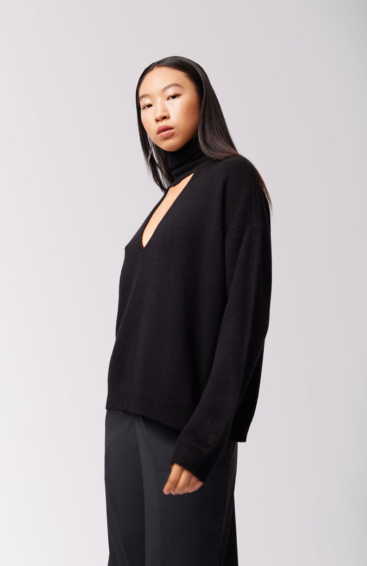 CHLOE CHASHMERE TURTLENECK THUNDER BLACK